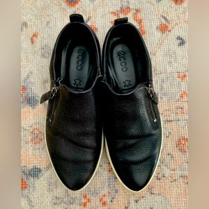 Leather Ecco slip on shoes